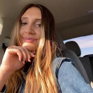 Meet your Posher, Gina